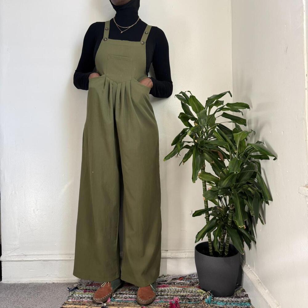 Sage Olive Wide-Leg Pinafore Jumpsuit - Size L‎ - Picture 3 of 7